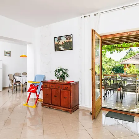 בית נופש Horvath By Interhome Ábrahámhegy