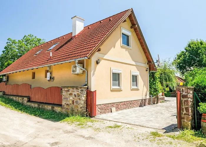 Horvath By Interhome *